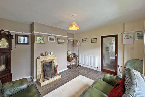 3 bedroom end of terrace house for sale, West Green, WARSTONES