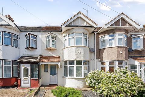 3 bedroom terraced house for sale, Elstree Gardens, Ilford