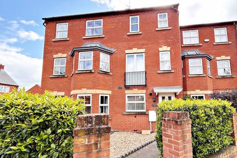 3 bedroom townhouse for sale, Masons Ryde, Pershore