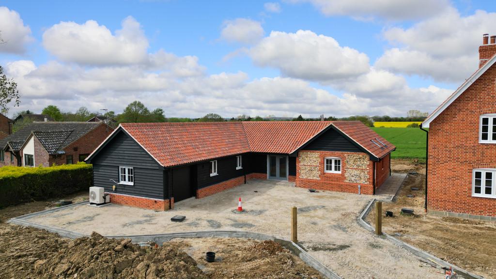 Woodlands Road, Raydon 3 bed detached bungalow for sale £655,000