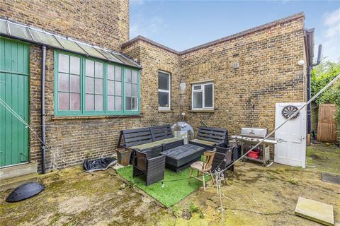 3 bedroom house to rent, Belmont Close, London, SW4