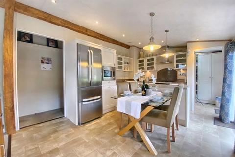 2 bedroom lodge for sale, Malvern View, Worcester WR2
