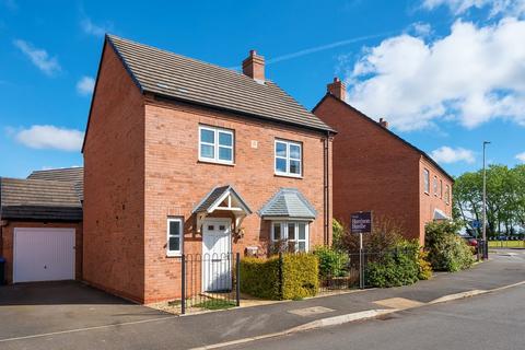 3 bedroom detached house to rent, Chatham Road, Meon Vale