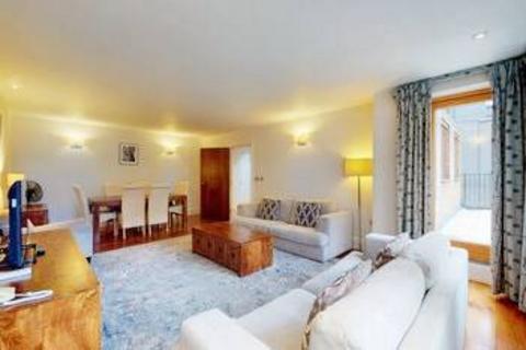 3 bedroom flat to rent, Tavistock Place, Bloomsbury, London WC1, Bloomsbury WC1H