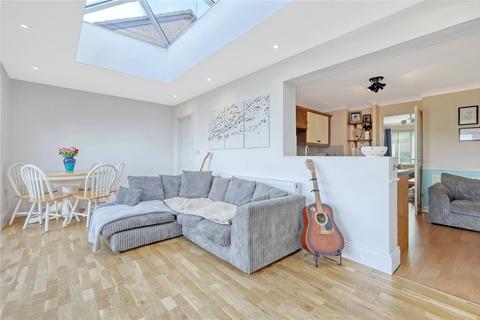 40 Havenside, Little Wakering, Southend-on-sea, SS3 0JT