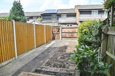 undefined, Colne Road, Twickenham TW2