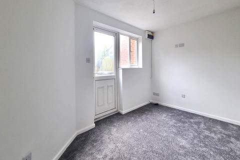 2 bedroom house to rent, Church Street, Evesham, Worcestershire
