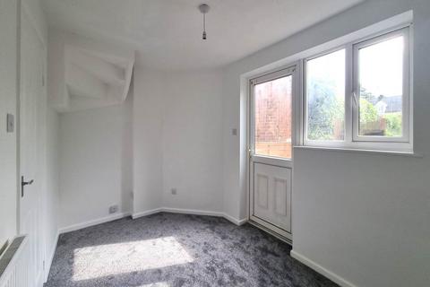 2 bedroom house to rent, Church Street, Evesham, Worcestershire