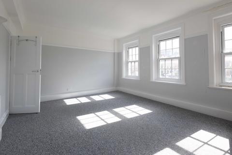 1 bedroom flat to rent, Richmond Hill, Bournemouth,