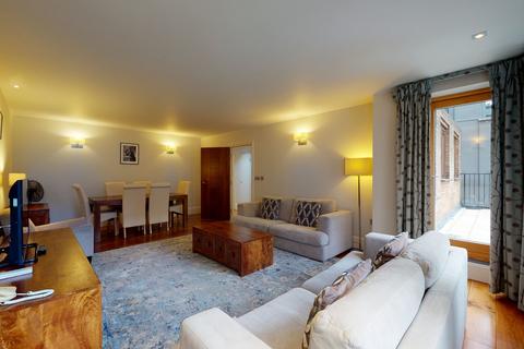 3 bedroom flat to rent, Tavistock Place, Bloomsbury, London WC1, Bloomsbury WC1H