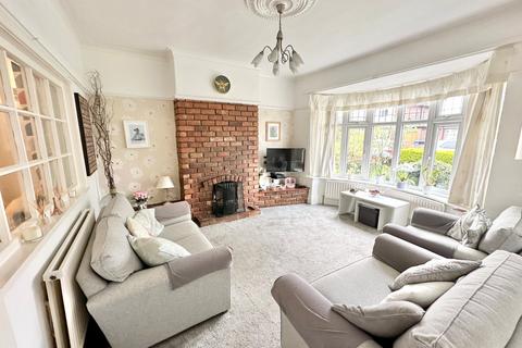 4 bedroom semi-detached house for sale, Sale, Trafford M33
