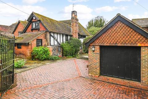 4 bedroom detached house for sale, Jarvis Lane, Steyning, West Sussex, BN44 3GL