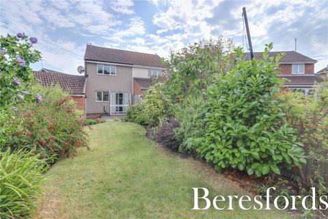 1 Riffhams, Brentwood, CM13 2TW