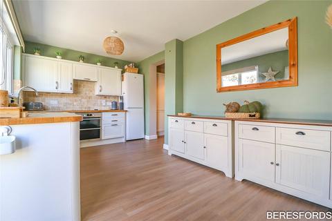 26 Hamble Lane, South Ockendon, RM15 5HJ