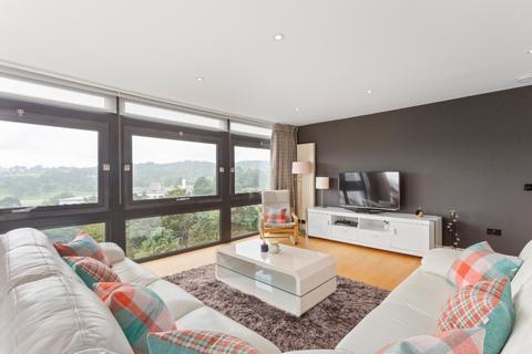 3 bedroom flat to rent, Ravelston House Park, Ravelston, Edinburgh, EH4