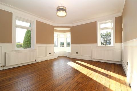 4 bedroom detached house to rent, Pendicle Road, Bearsden, Glasgow, East Dunbartonshire, G61