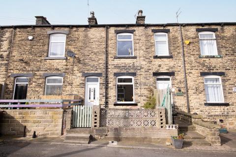 1 bedroom terraced house for sale, Laburnum Street, Farsley, Pudsey, West Yorkshire, LS28