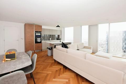3 bedroom flat for sale, South Tower, Deansgate Square, Owen Street, Manchester, M15