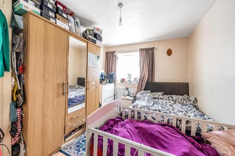 2 bedroom apartment for sale, Haymerle Road, Peckham, London