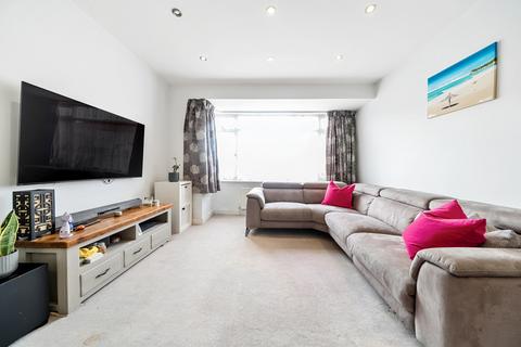 3 bedroom terraced house for sale, Lynhurst Road, Hillingdon, Middlesex