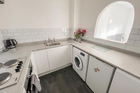 2 bedroom flat for sale, Foxdale Drive, Brierley Hill