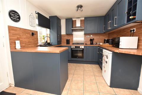 18 Baildon Place, Leeds, LS14 2AT