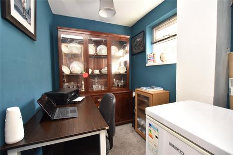 18 Baildon Place, Leeds, LS14 2AT