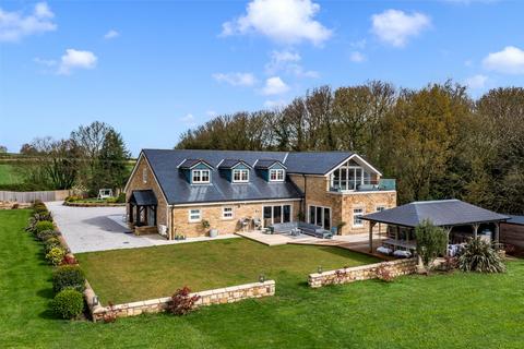 5 bedroom equestrian property for sale, Burntwood Lodge, Burntwood Lane, Brierley, West Yorkshire