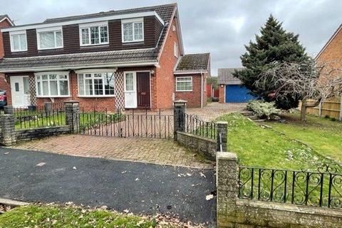 3 bedroom semi-detached house to rent, Telford TF3