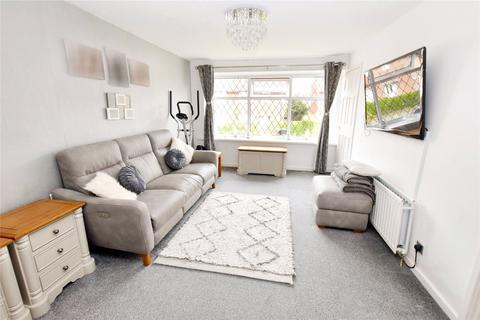 2 bedroom detached house for sale, Stonebridge Grove, Leeds, West Yorkshire