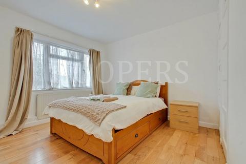 16 Aboyne Road, London, NW10 0ET
