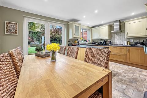 11 Beech Avenue, Halstead, CO9 2TT
