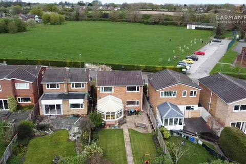 4 bedroom detached house for sale, Thackeray Drive, Vicars Cross, CH3