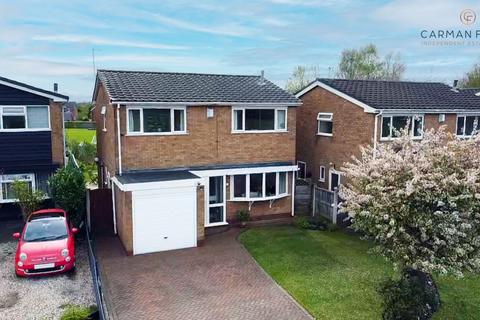 4 bedroom detached house for sale, Thackeray Drive, Vicars Cross, CH3