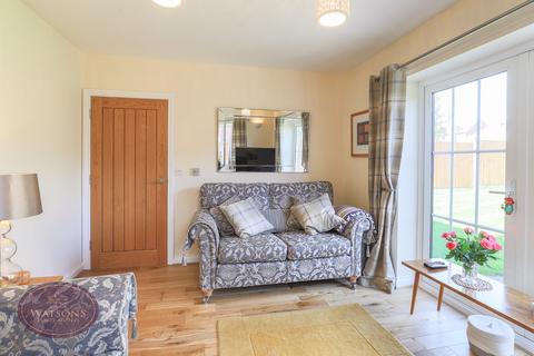 3 bedroom semi-detached bungalow for sale, Devonshire Drive, Eastwood, Nottingham, NG16