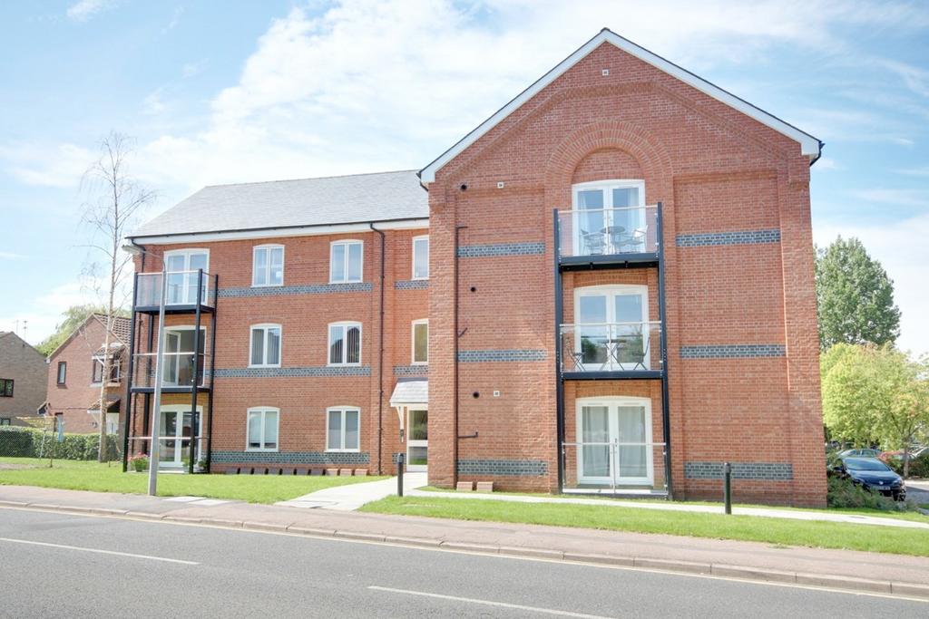 Sheering Lower Road, Sawbridgeworth, CM21 2 bed apartment for sale £