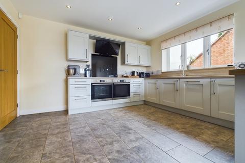4 bedroom detached house for sale, Main Road, Three Holes PE14
