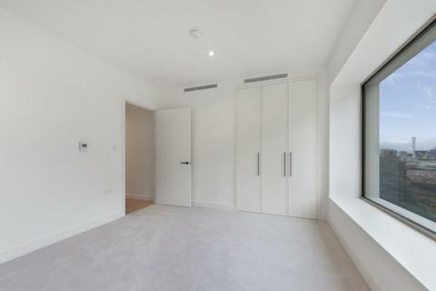 2 bedroom flat to rent, Riverscape, London E16