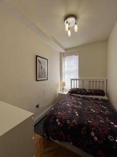 2 bedroom flat for sale, Queensway, W2