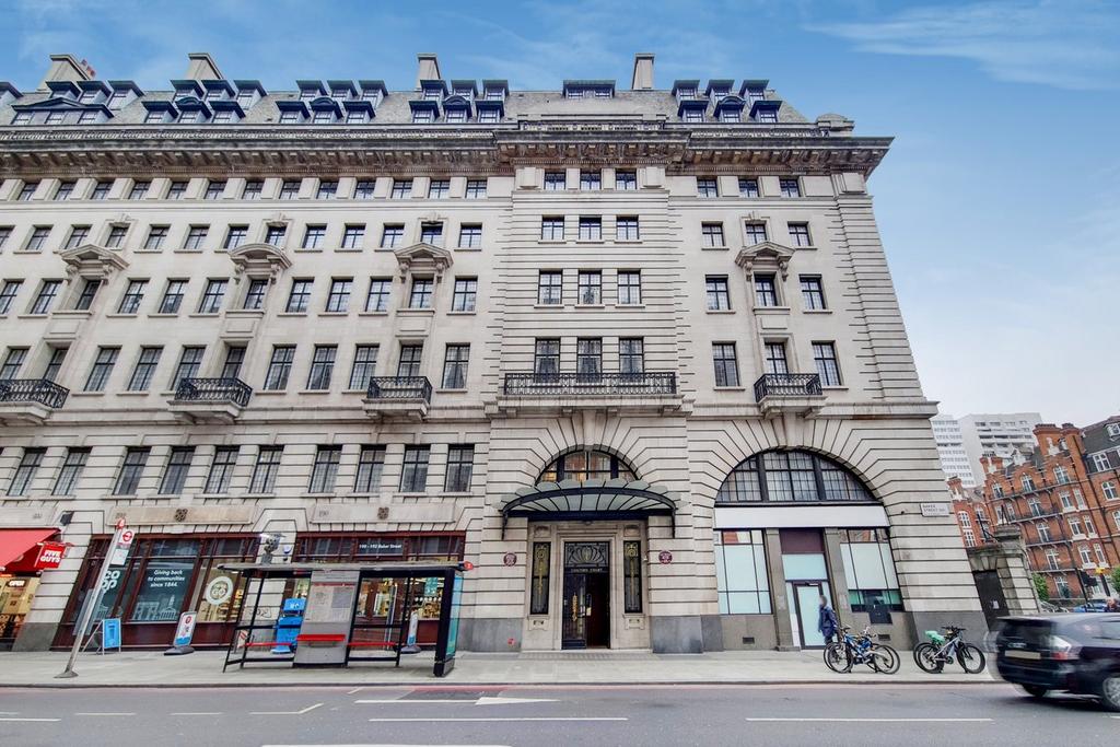 Chiltern Court, Baker Street... 2 bed apartment for sale £1,050,000