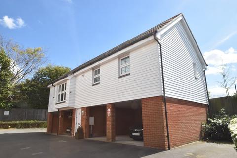 2 bedroom coach house for sale, Tilling Close, Maidstone, ME15