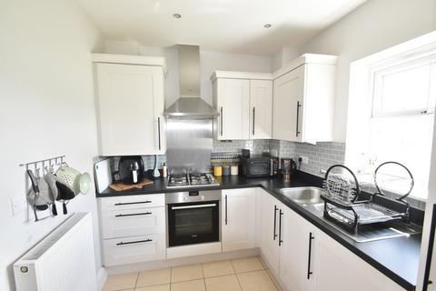 2 bedroom coach house for sale, Tilling Close, Maidstone, ME15