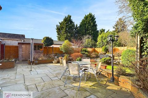 4 Alcott Lane, Birmingham, B37 7AT