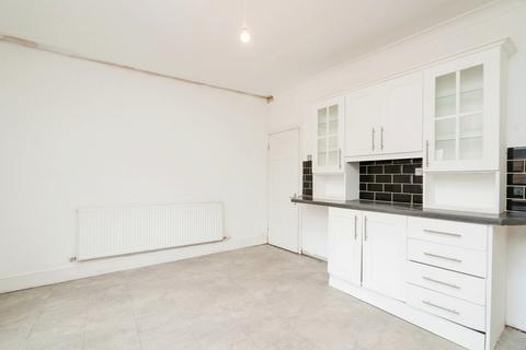 2 bedroom end of terrace house for sale, Cemetery Street, Bolton BL5