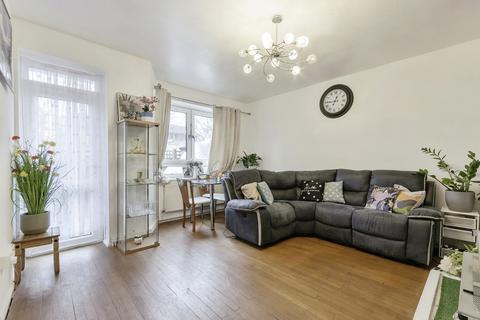 2 bedroom flat for sale, Lubbock Street, London SE14