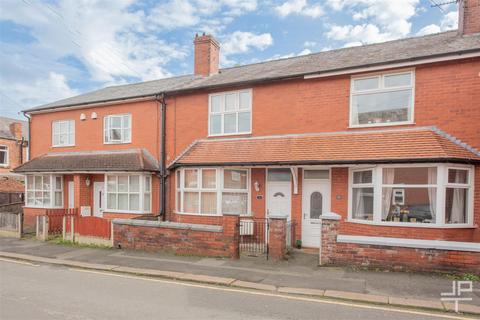 3 bedroom terraced house to rent, Hope Street, Leigh WN7