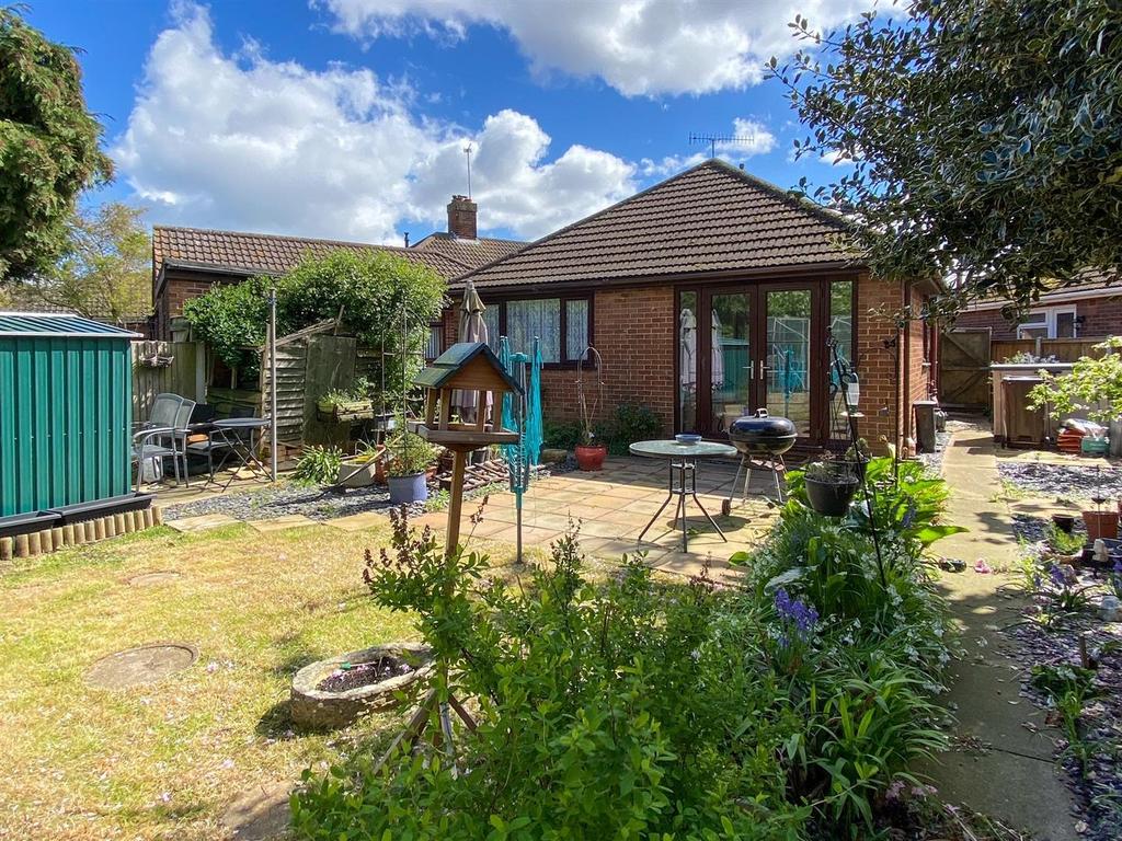 Humberstone Road, Gorleston, Great... 2 bed detached bungalow for sale