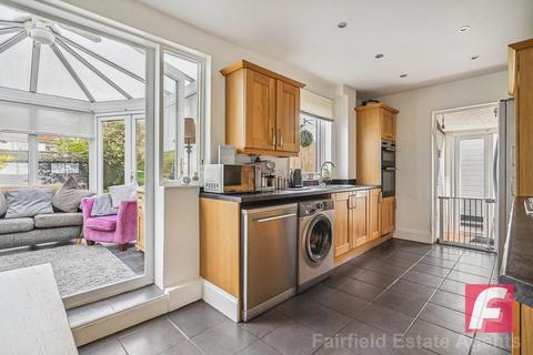 3 bedroom semi-detached house for sale, Caldwell Road, South Oxhey
