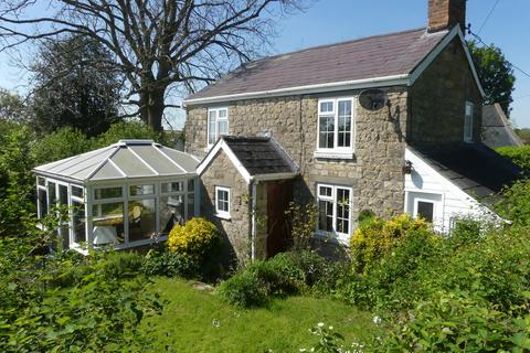 2 bedroom cottage for sale, 30 Purton Stoke SN5