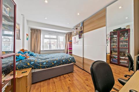 4 bedroom terraced house for sale, Langham Gardens, Richmond, TW10